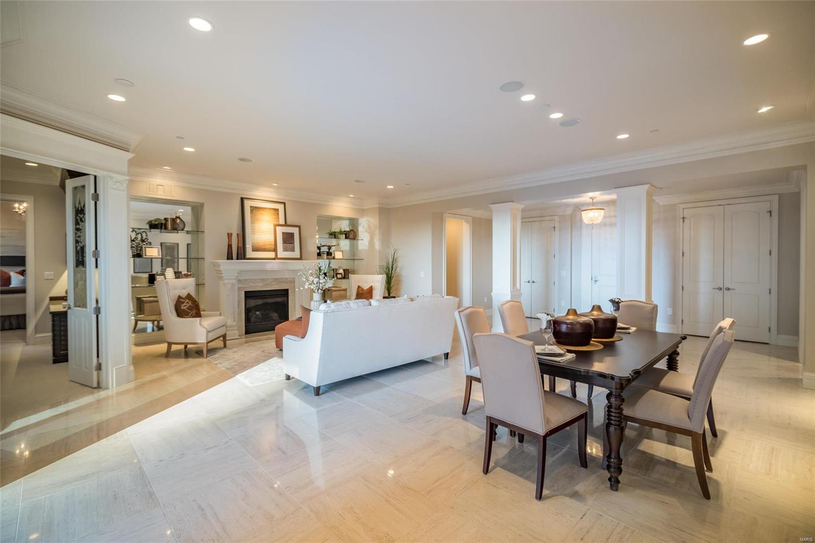 Crescent Condo - Residential