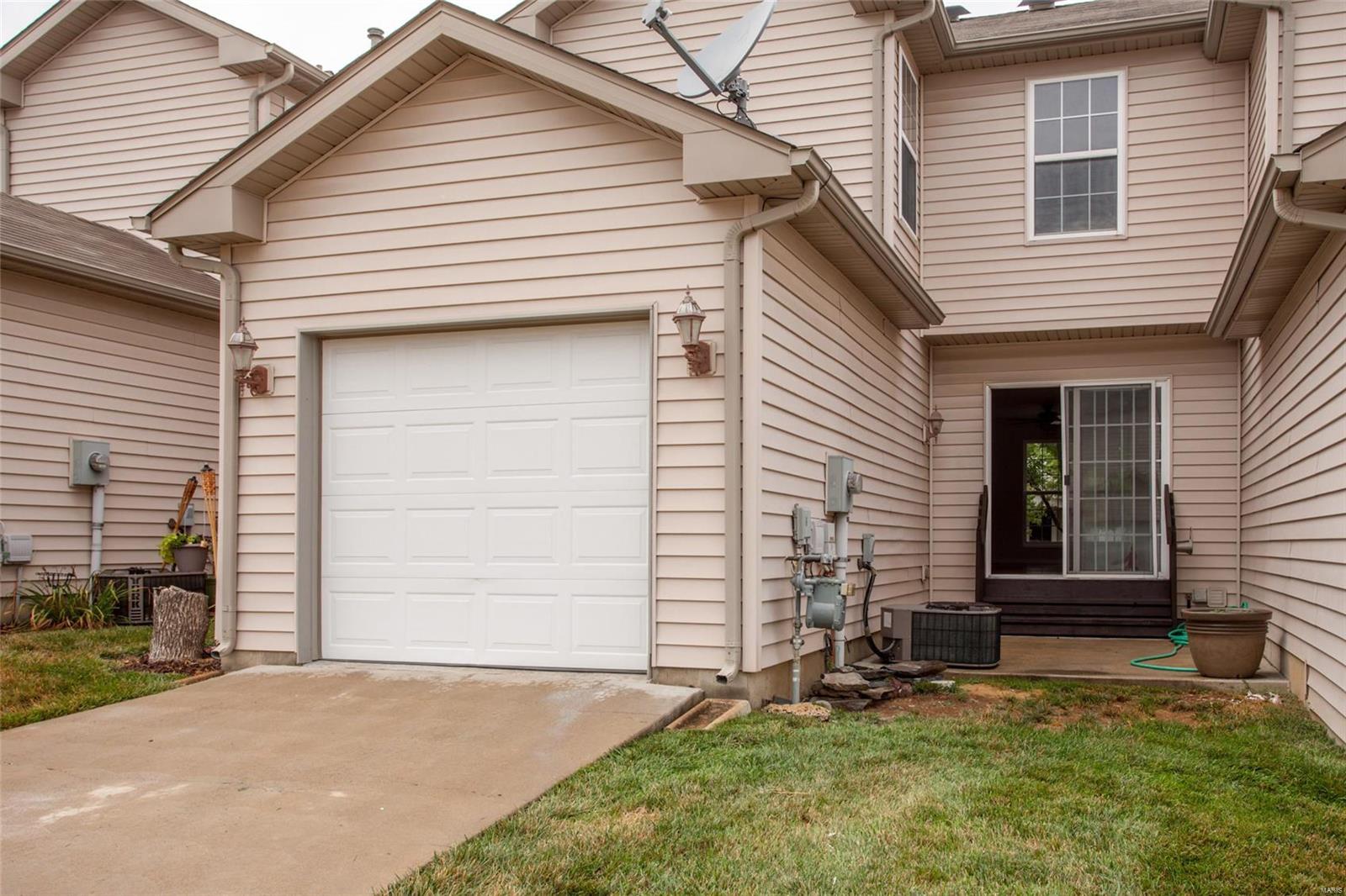 Enclave At Montclair - Residential