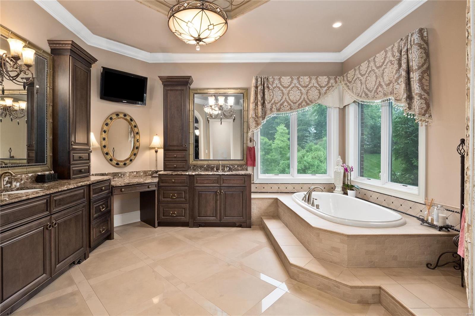 Devonworth - Residential