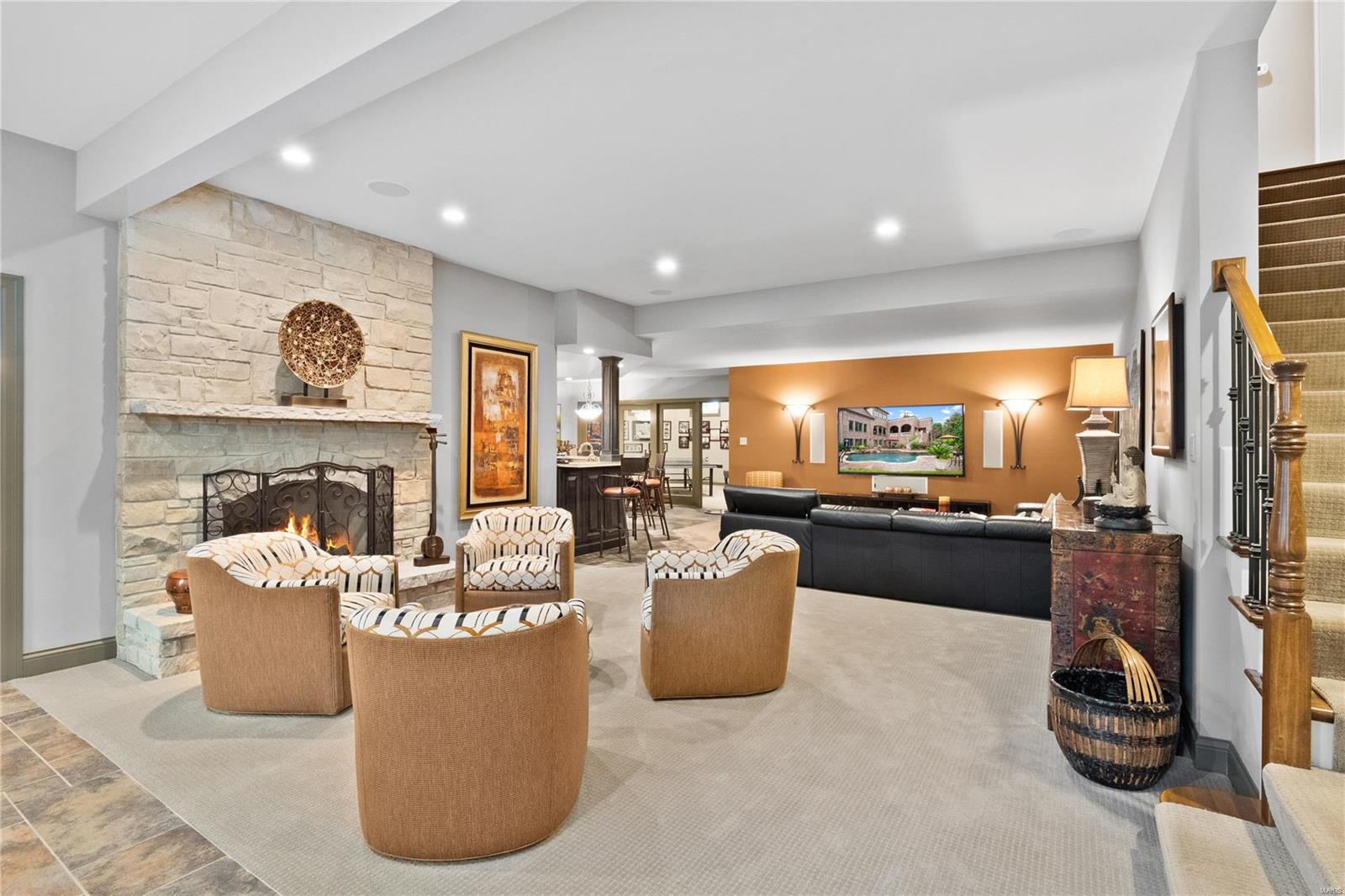 Devonworth - Residential