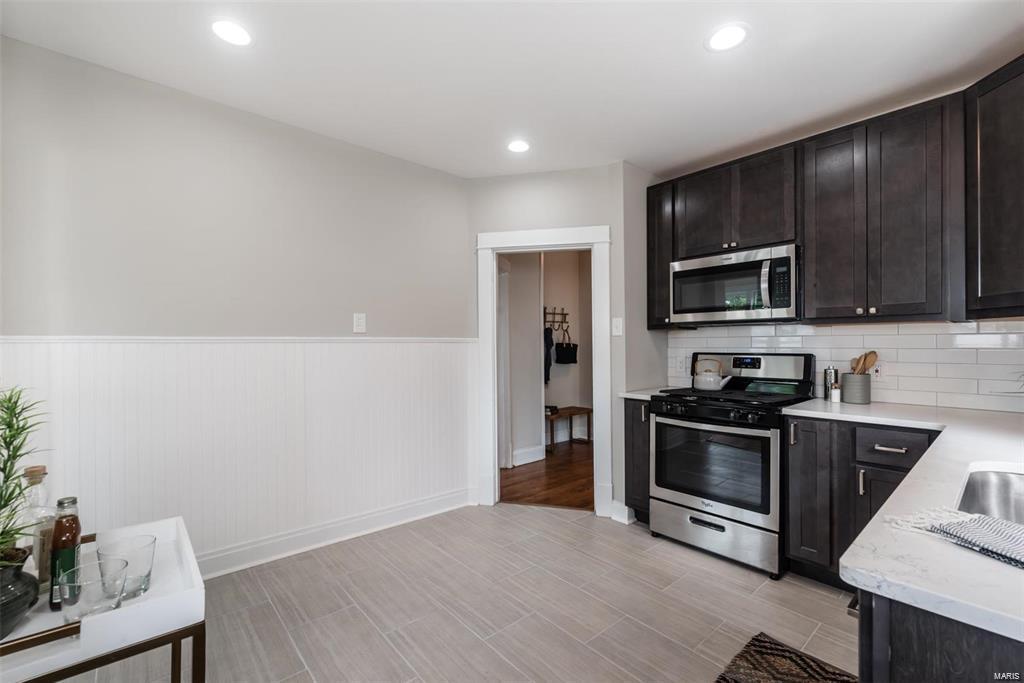 Russells Add - Residential Lease