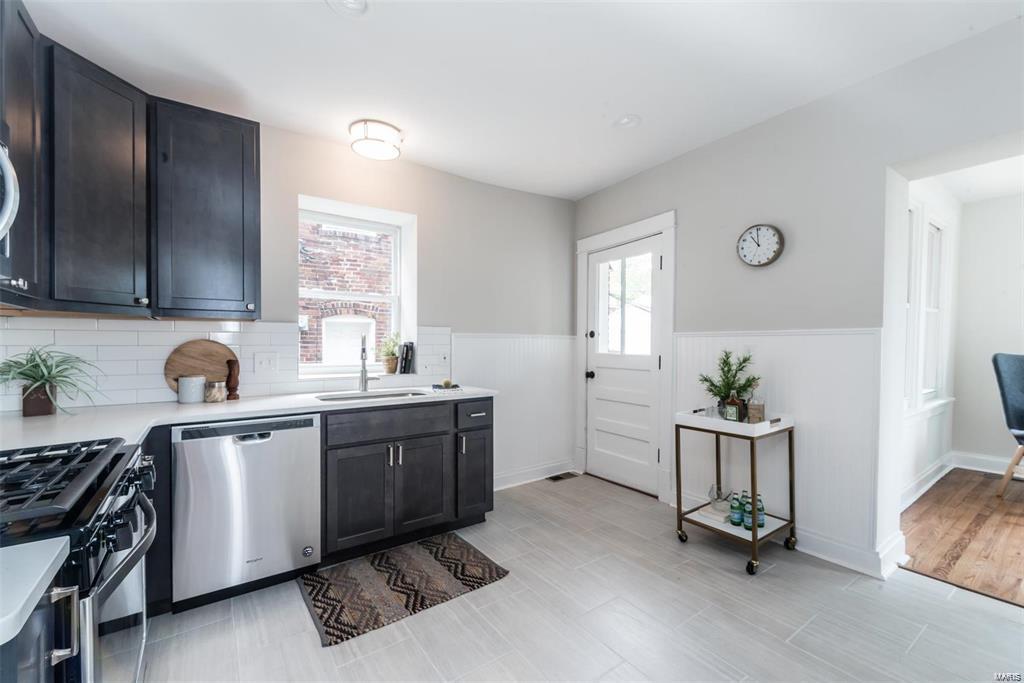 Russells Add - Residential Lease