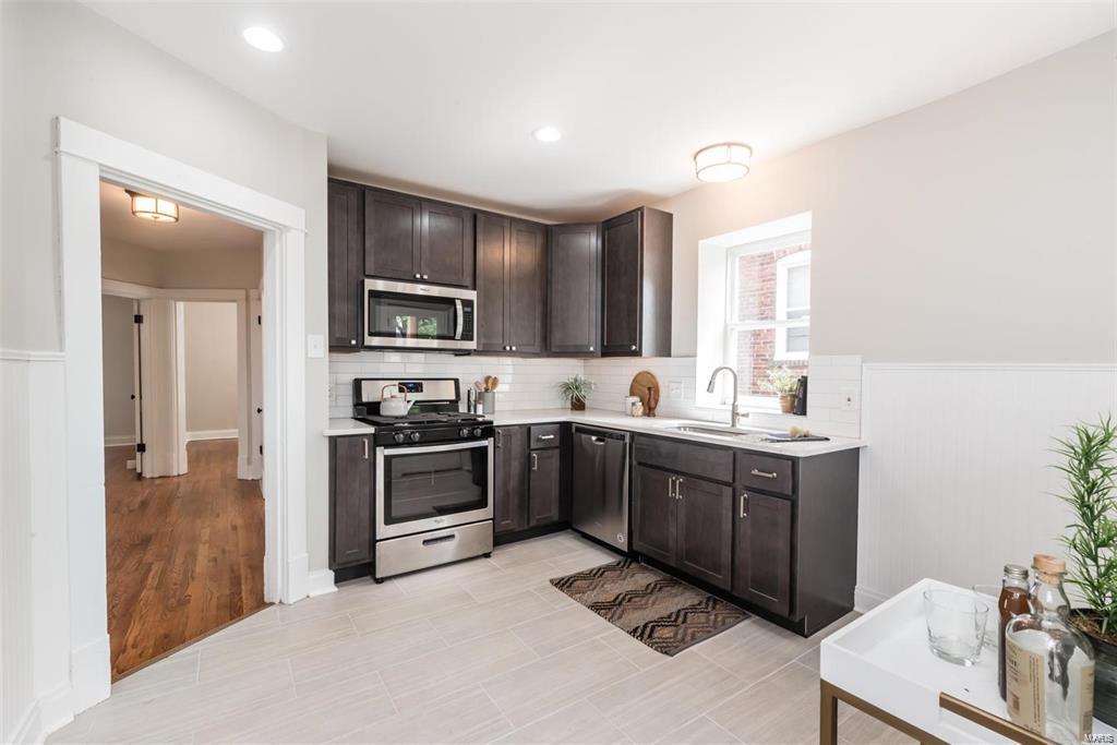 Russells Add - Residential Lease