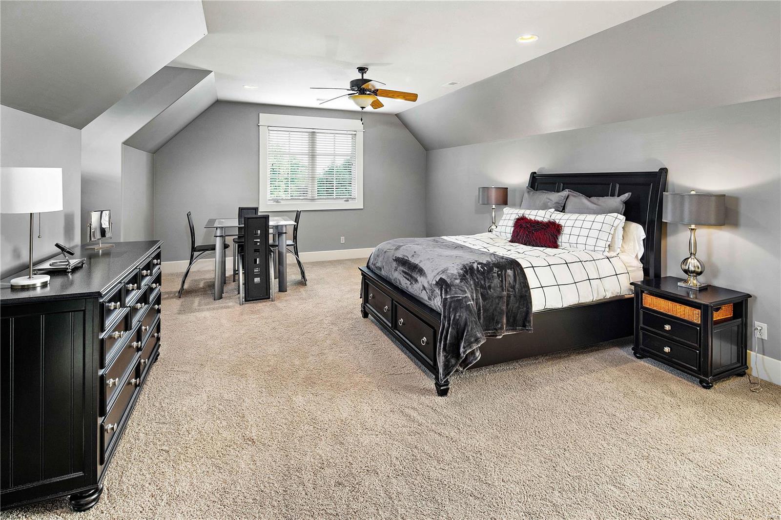 St. Albans Bluffs - Residential