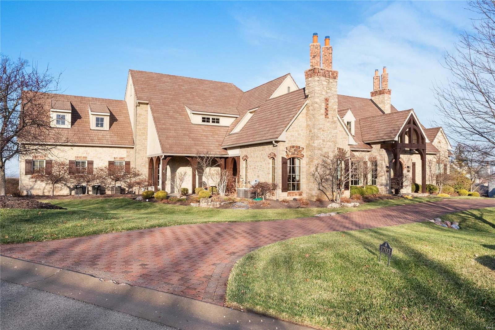 St. Albans Bluffs - Residential