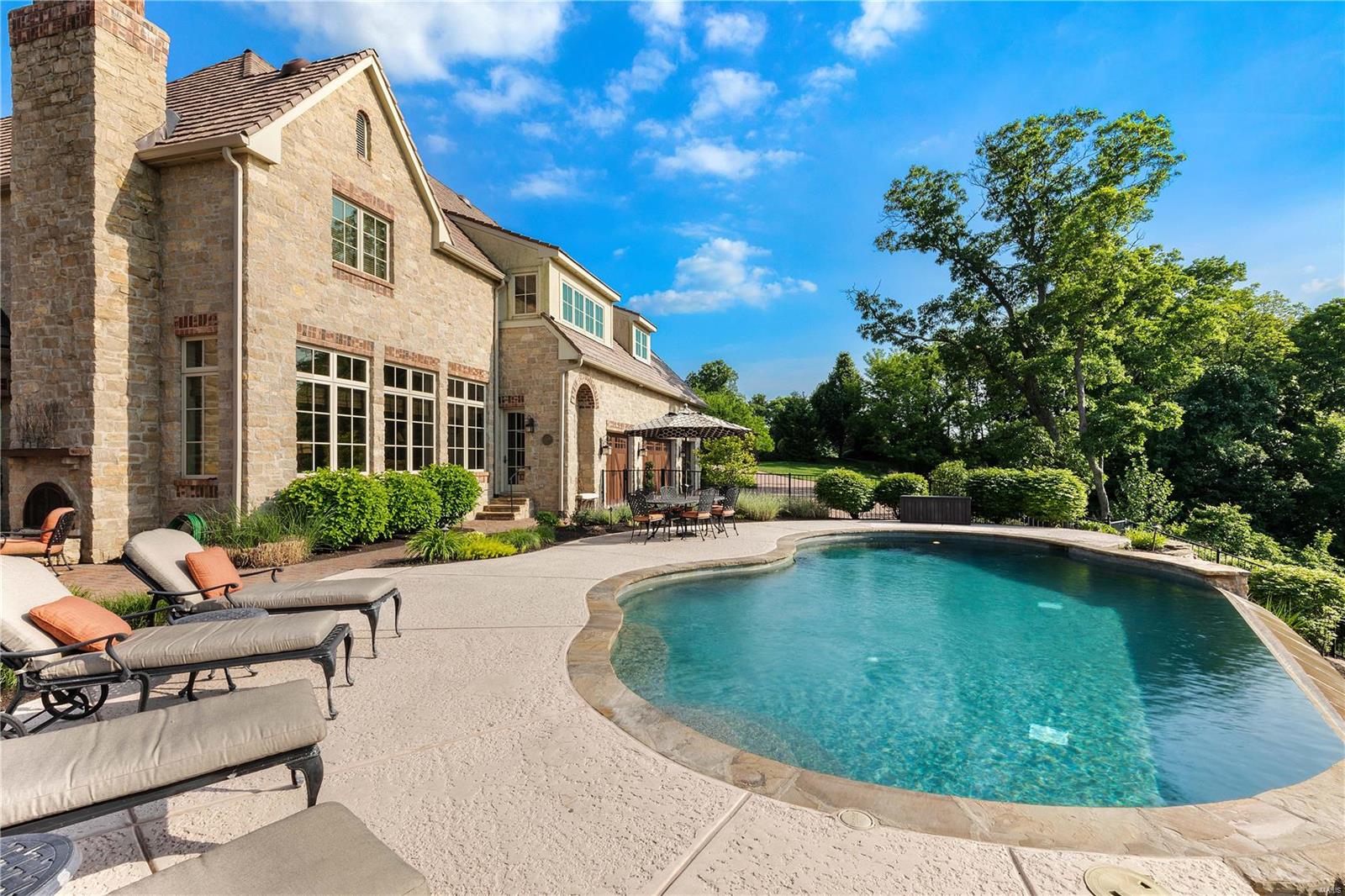 St. Albans Bluffs - Residential