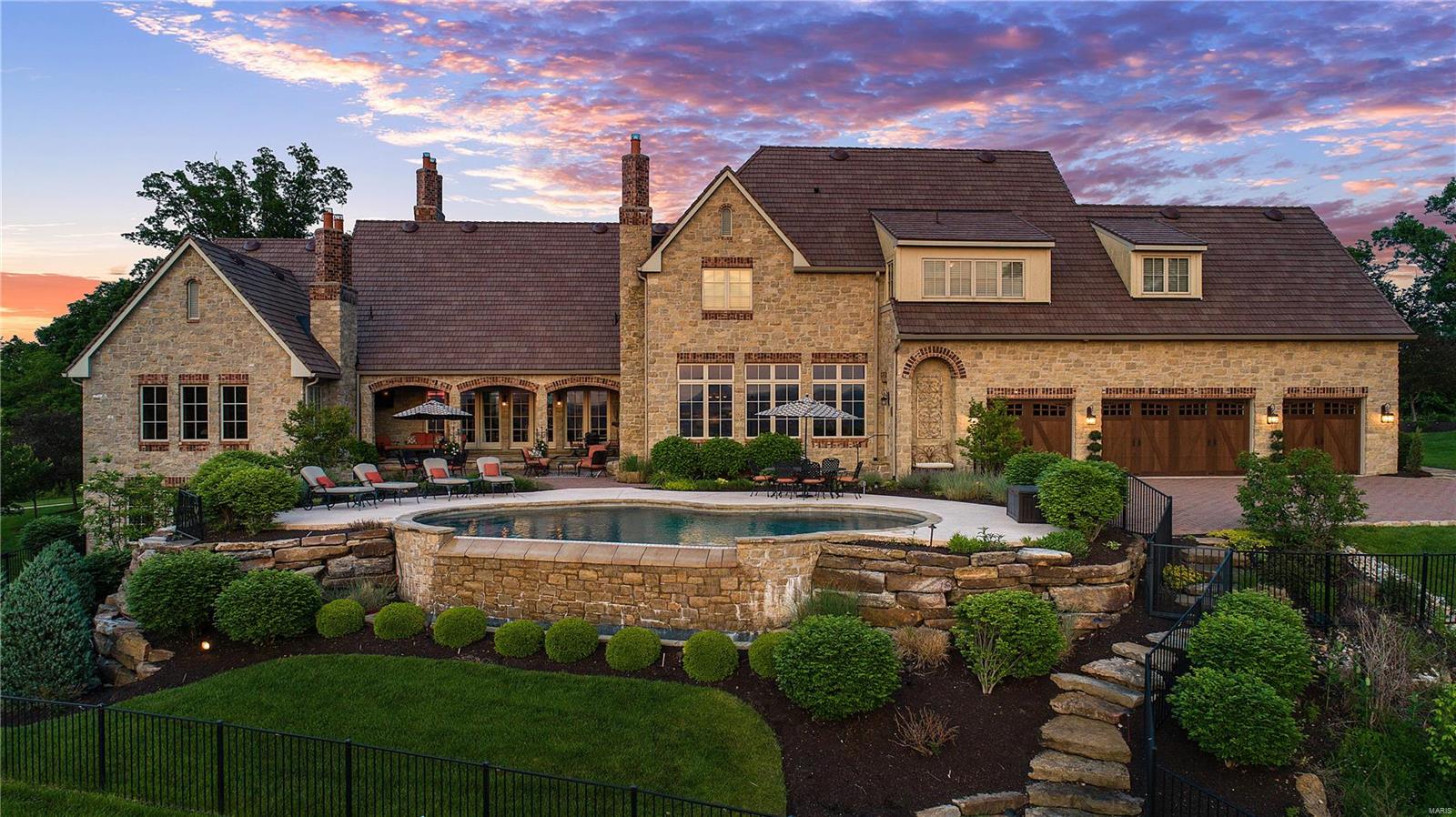 St. Albans Bluffs - Residential