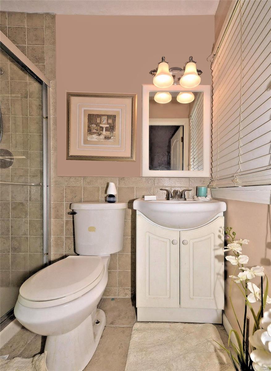 Hathaway Manor - Residential