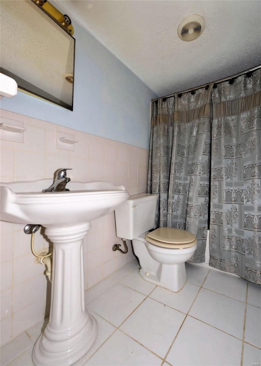 Hathaway Manor - Residential