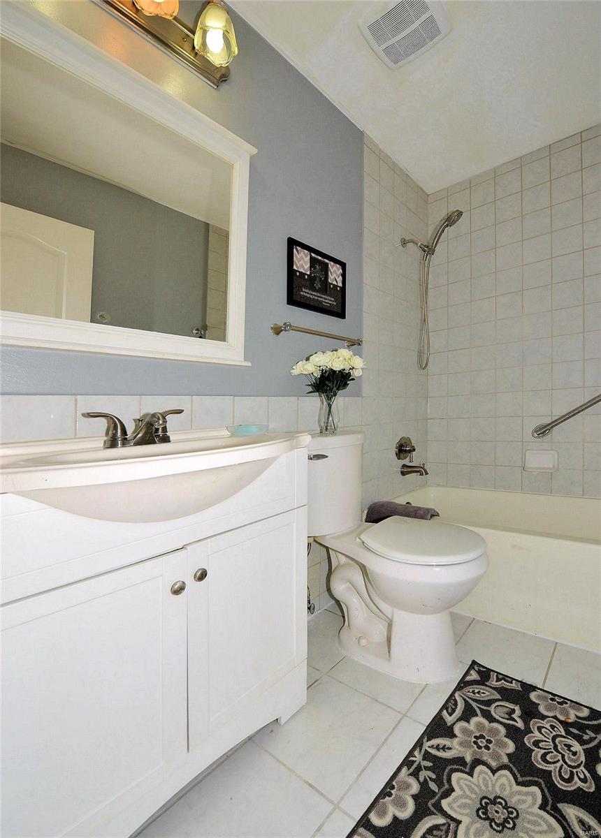 Hathaway Manor - Residential