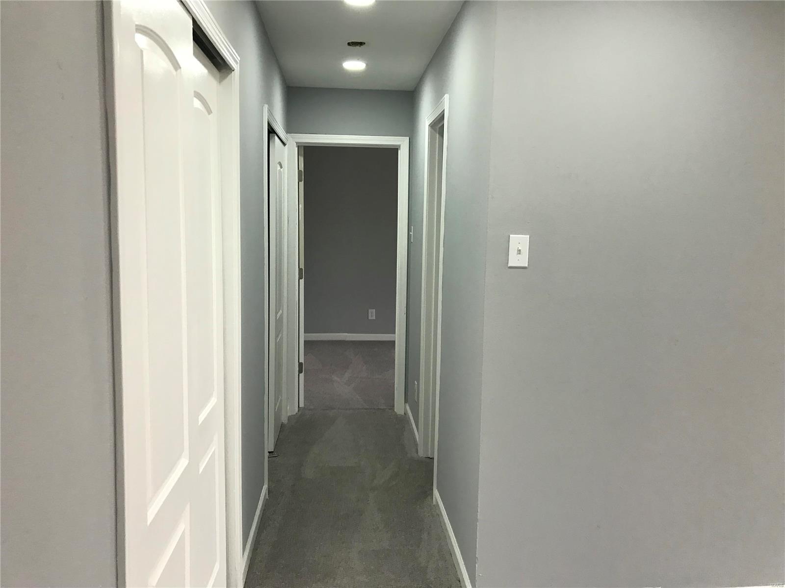 Hazelcrest Condo - Residential