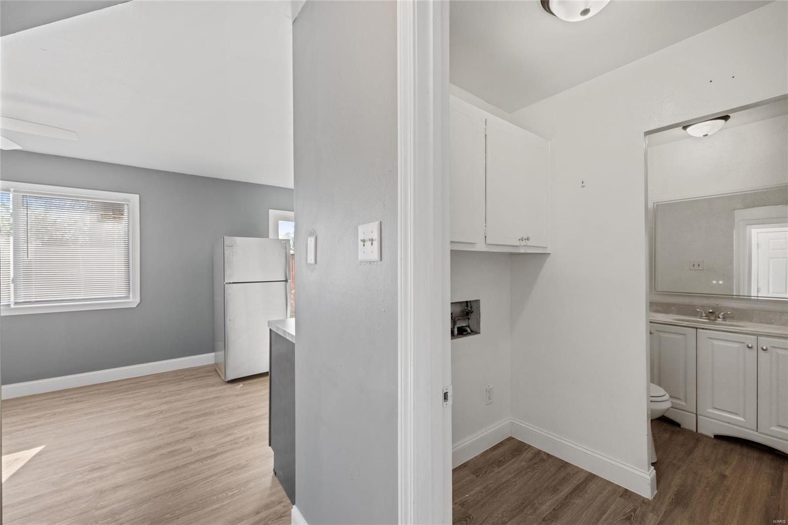 7722 Hazelcrest