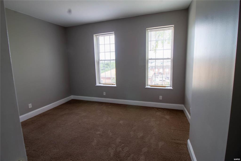 St Louis, Missouri 63104, United States, 2 Bedrooms Bedrooms, ,2 BathroomsBathrooms,Residential,Active,87096