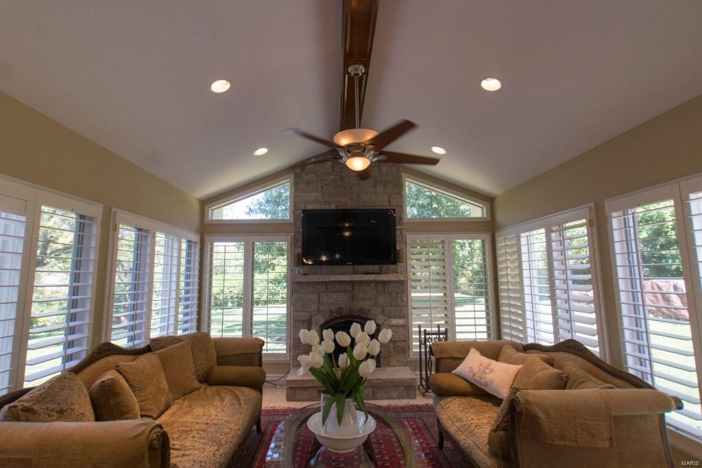 Ladue Meadows 2 - Residential