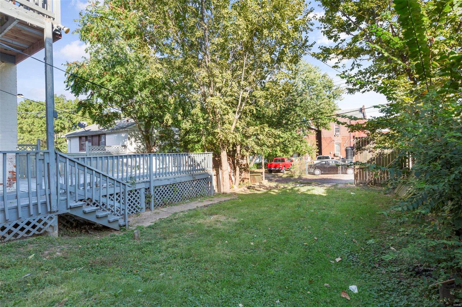 Saint Louis Commons Add - Residential