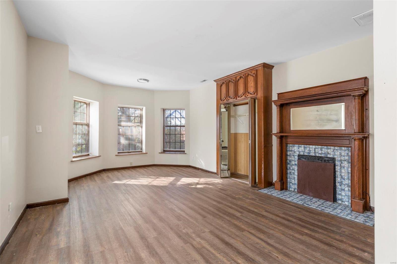 Saint Louis Commons Add - Residential