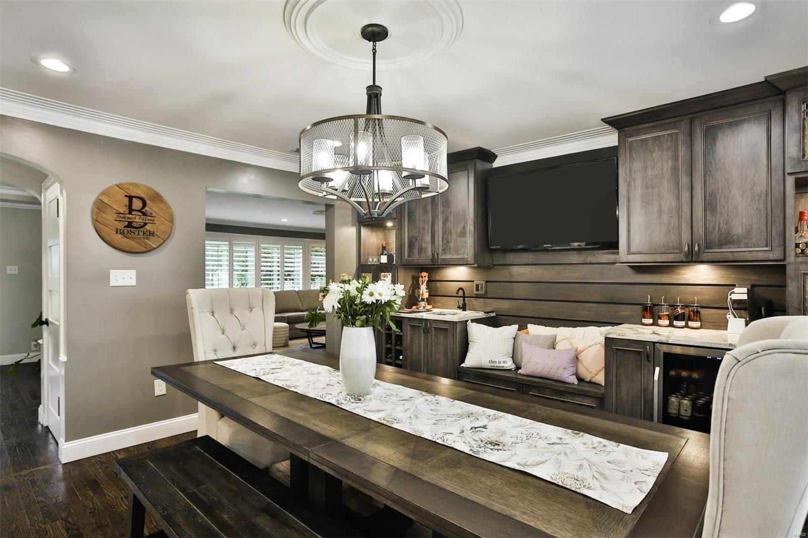 Country Aire - Residential