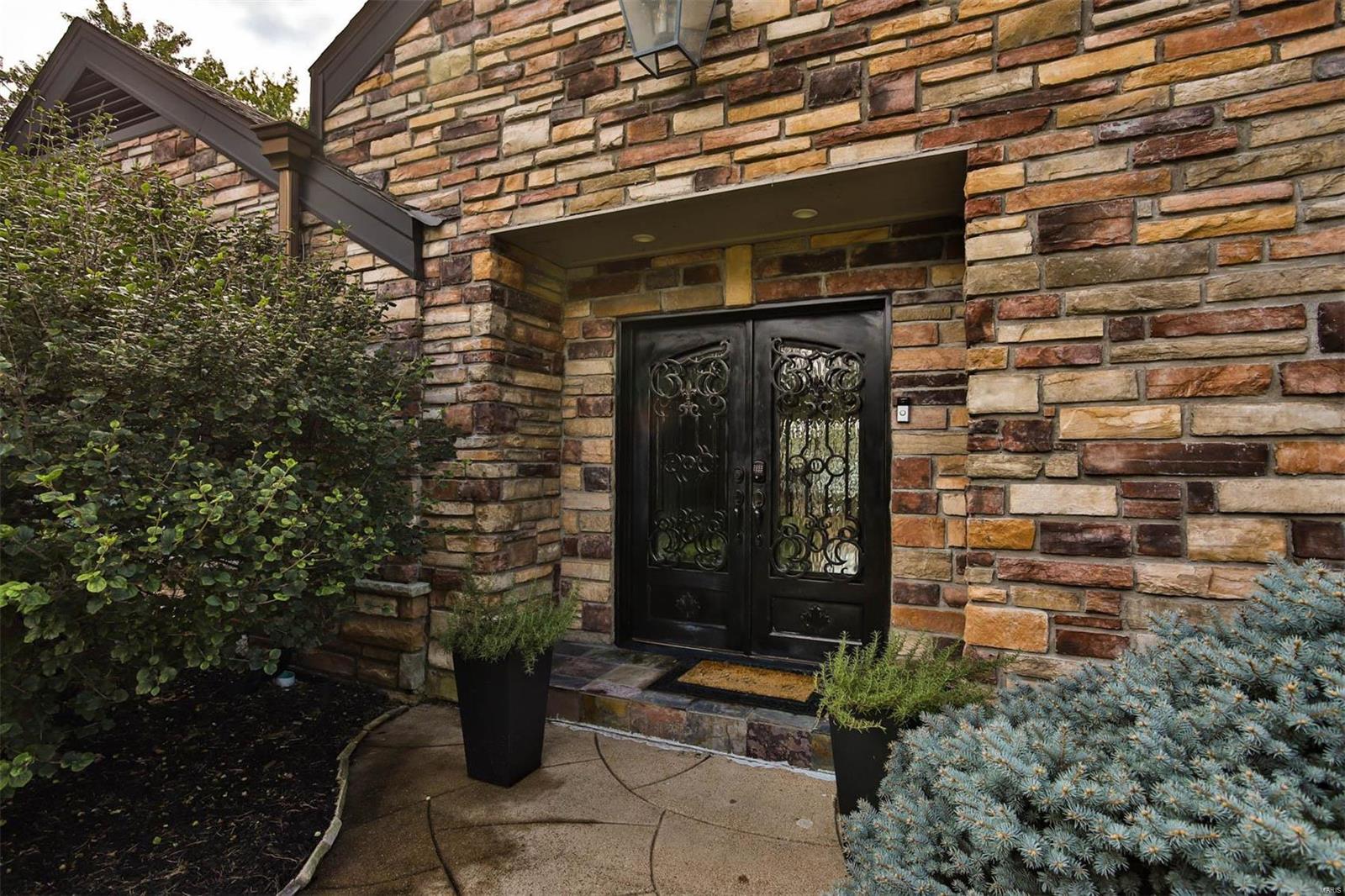 Country Aire - Residential