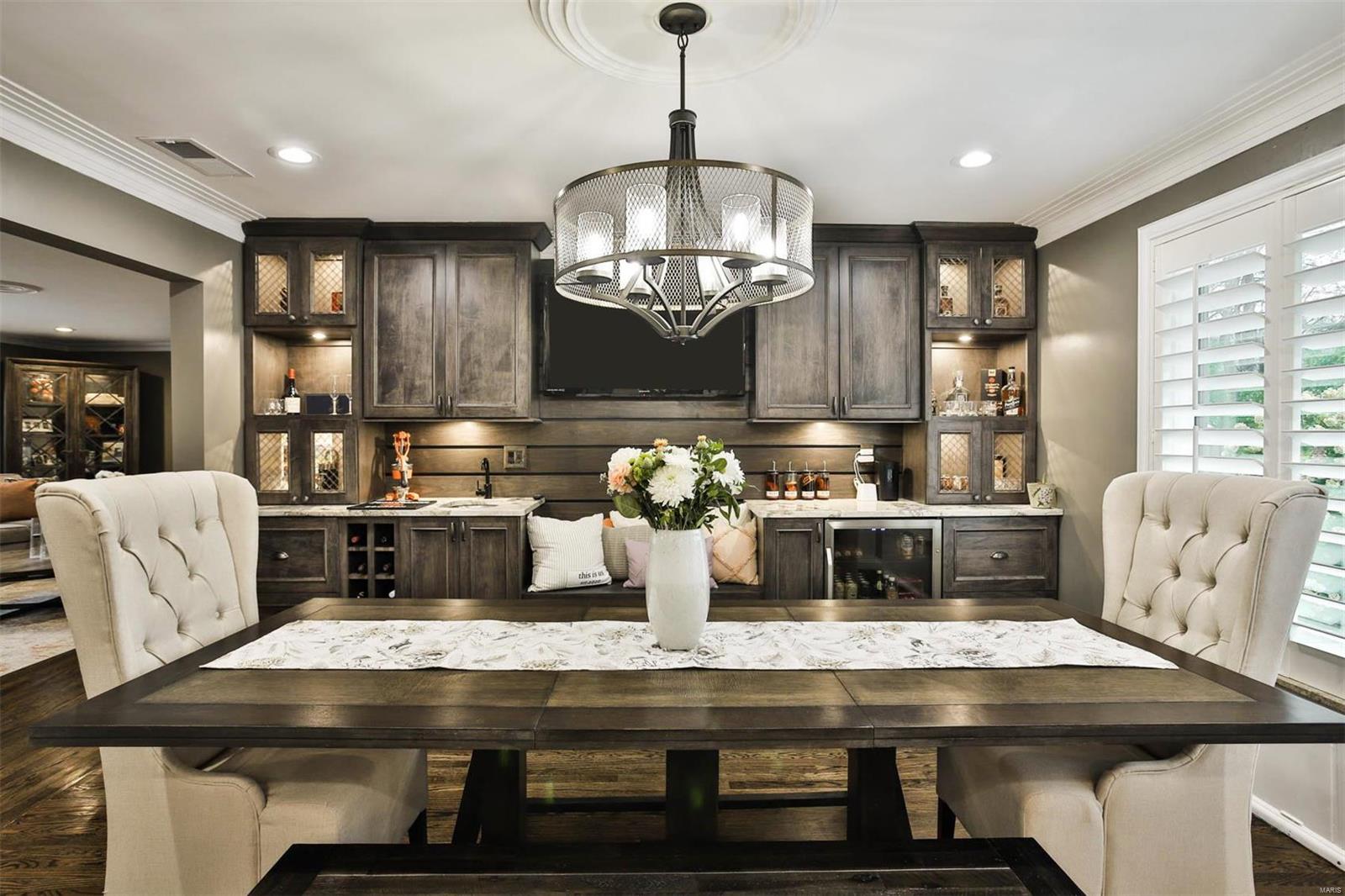 Country Aire - Residential