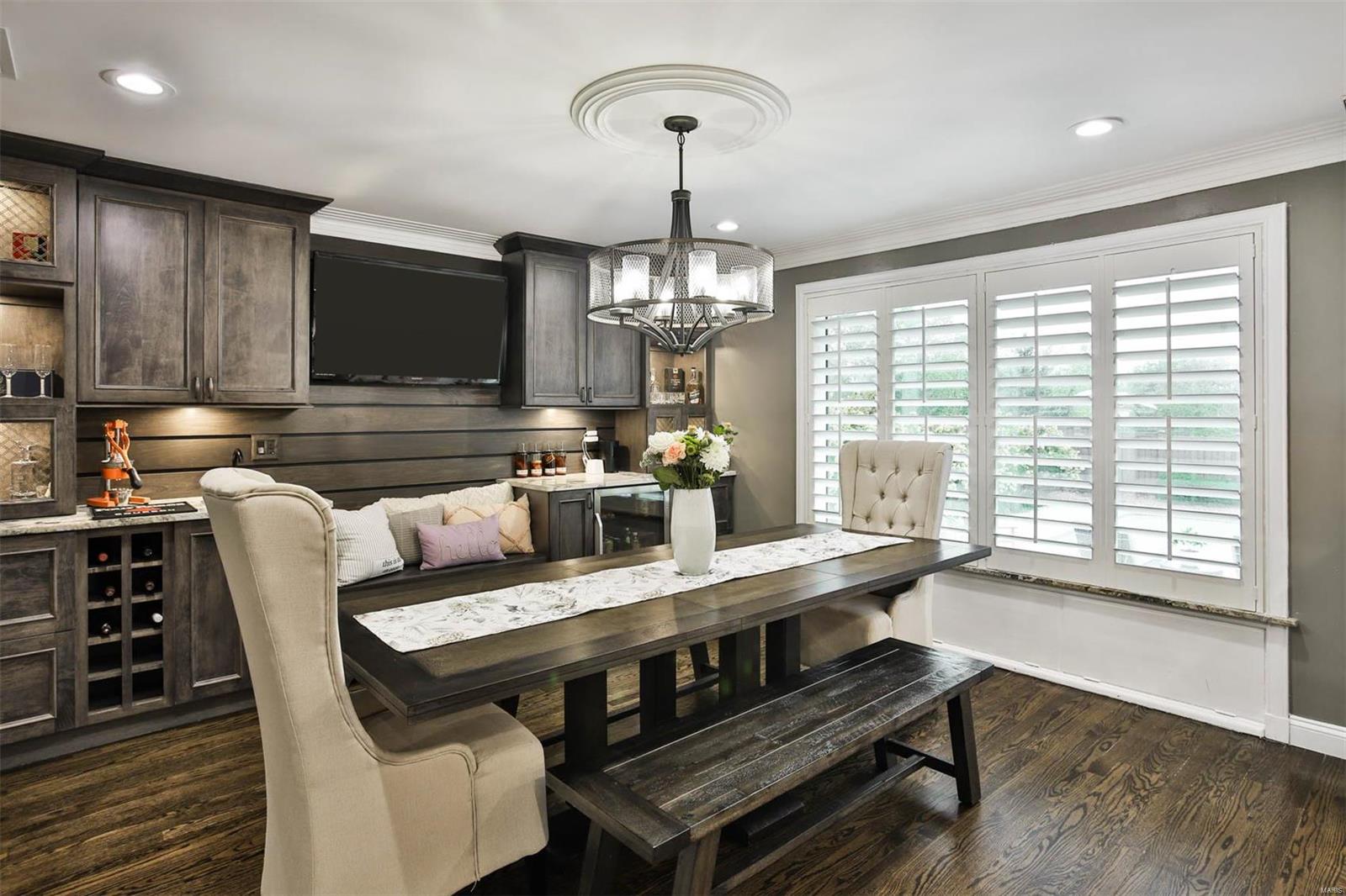 Country Aire - Residential