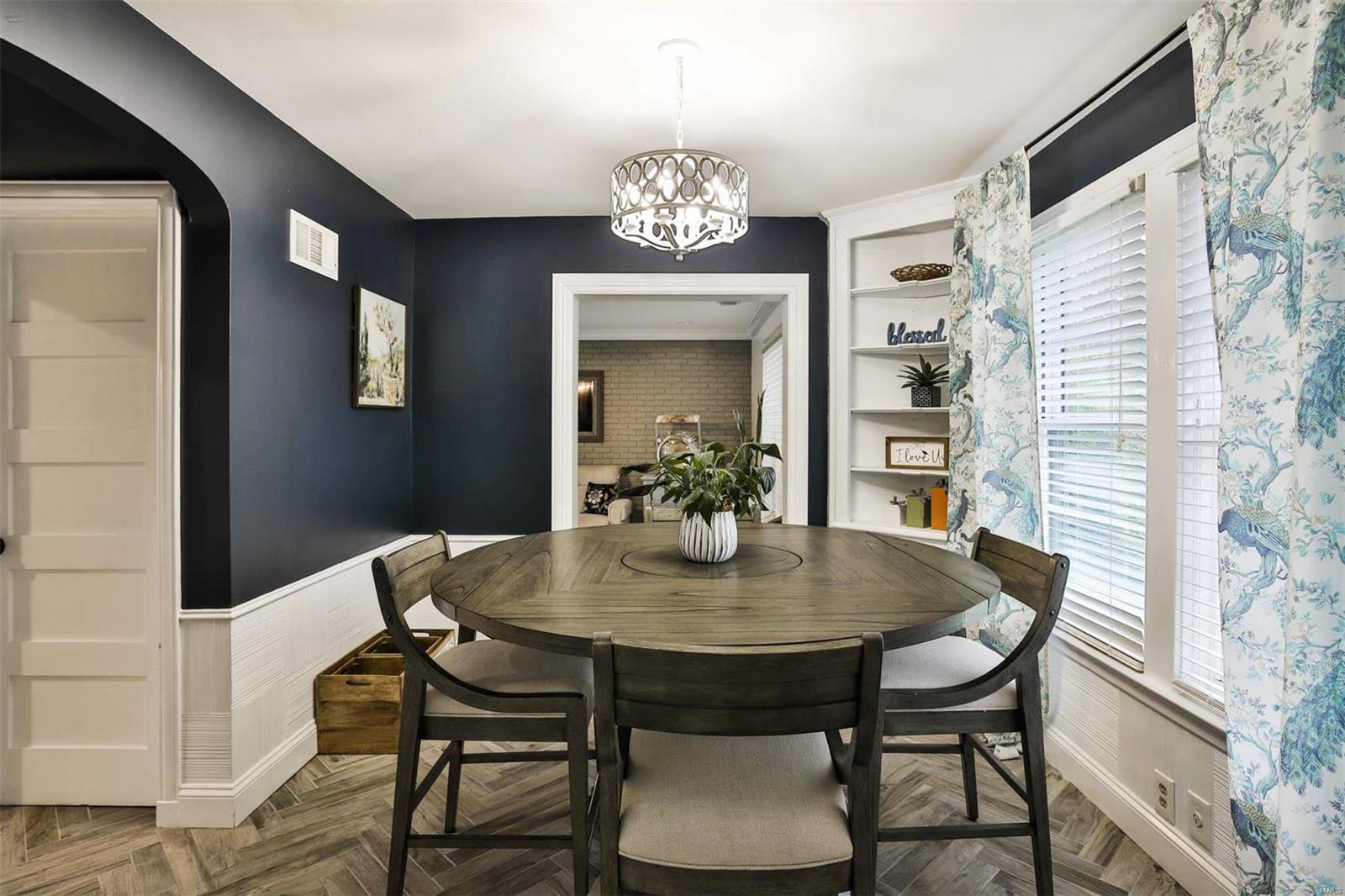 Country Aire - Residential