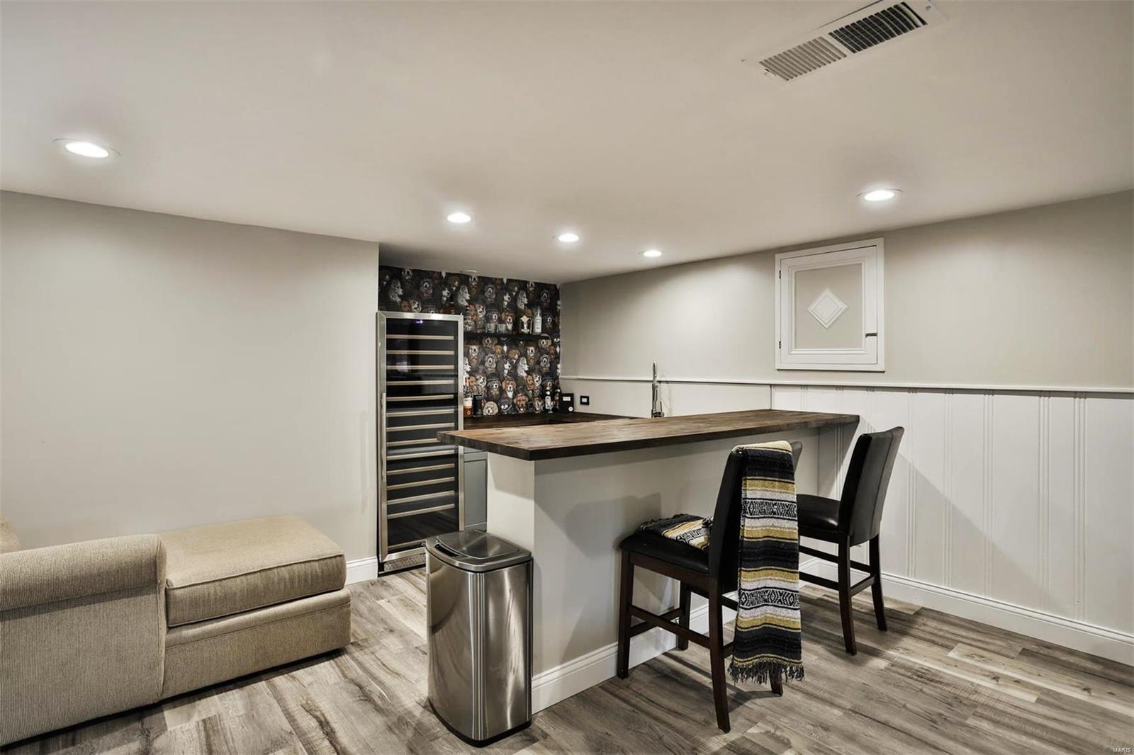 Country Aire - Residential