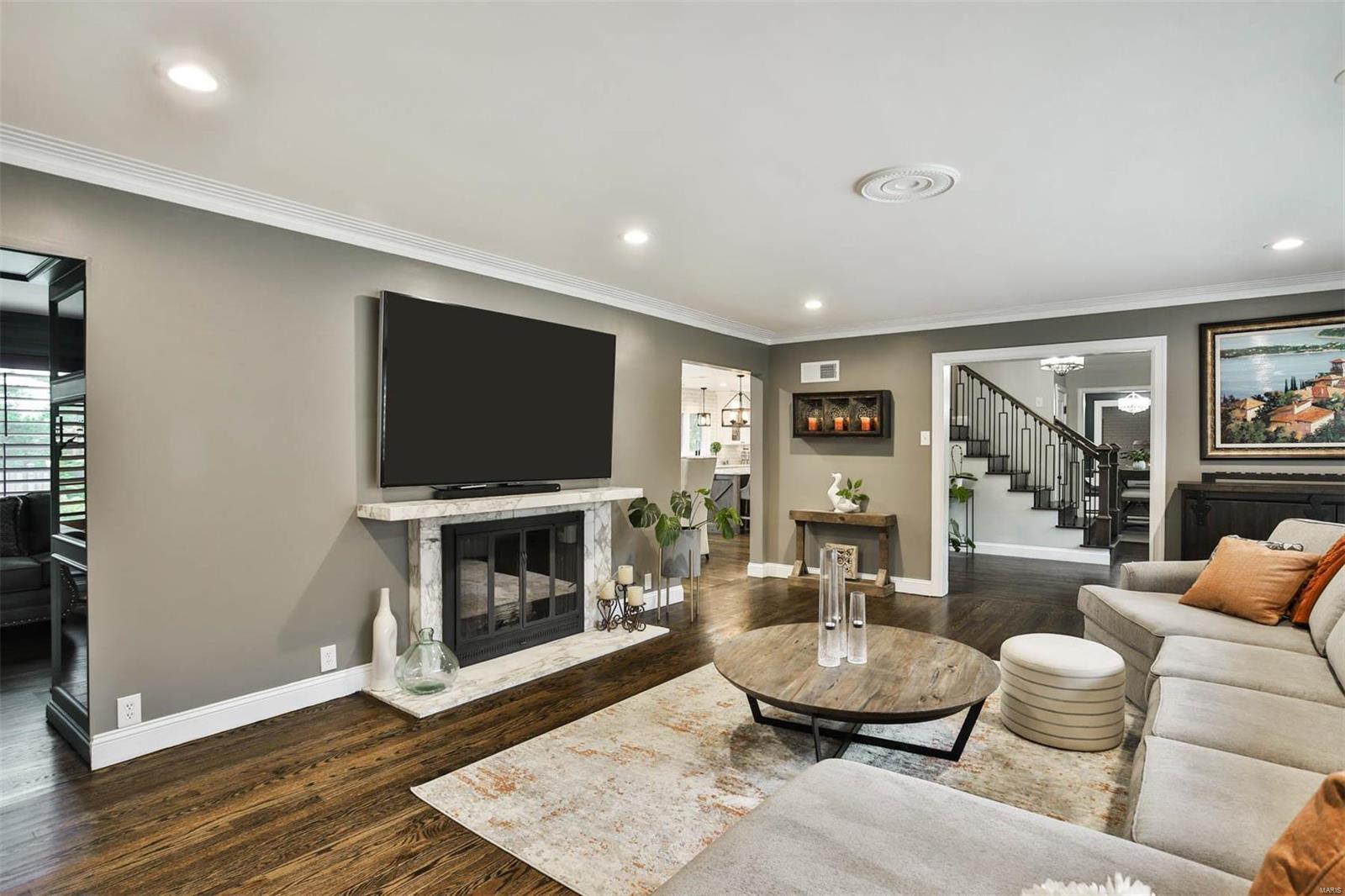 Country Aire - Residential