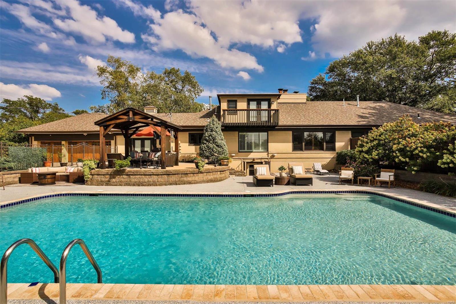 Country Aire - Residential