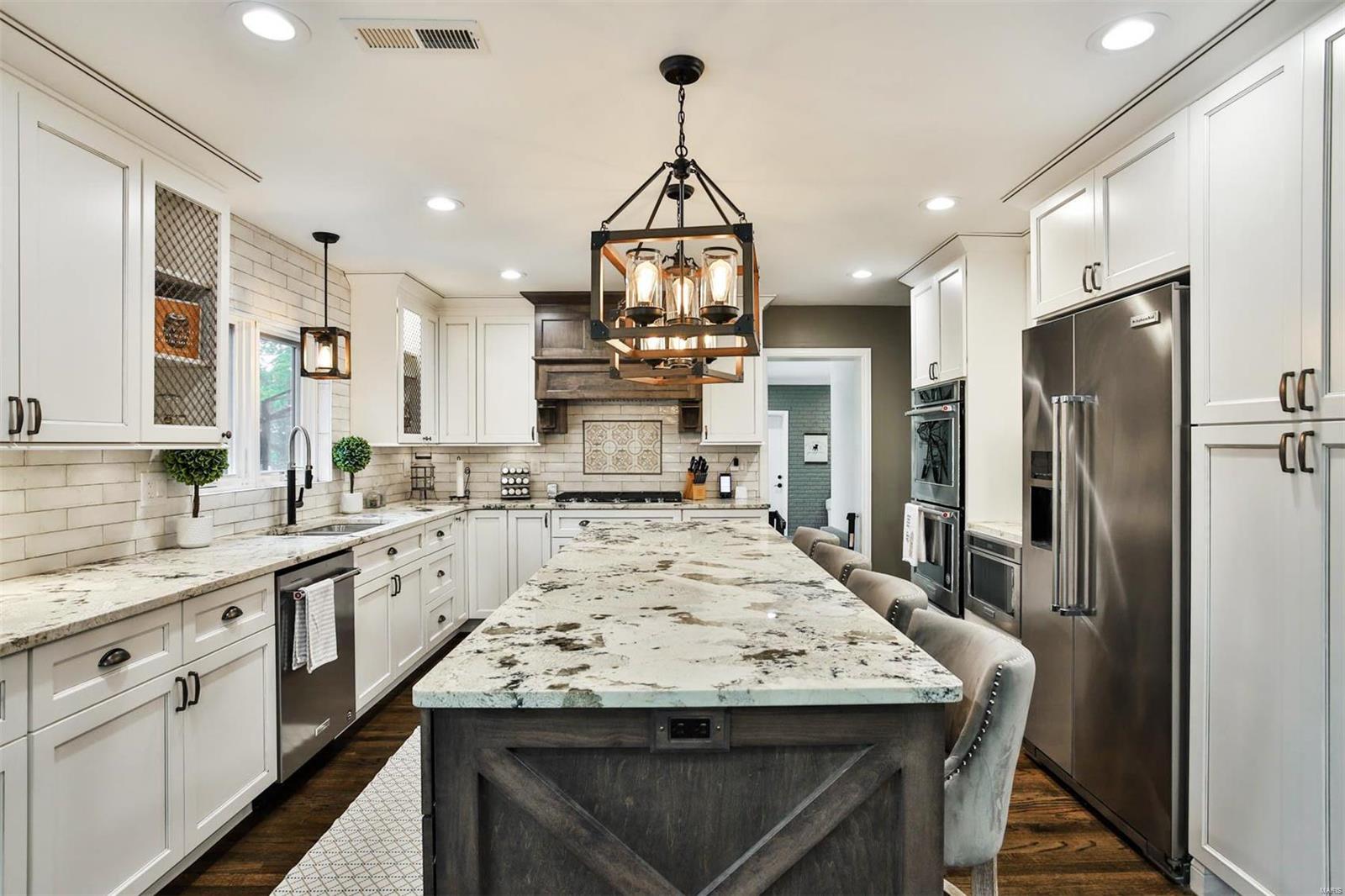 Country Aire - Residential