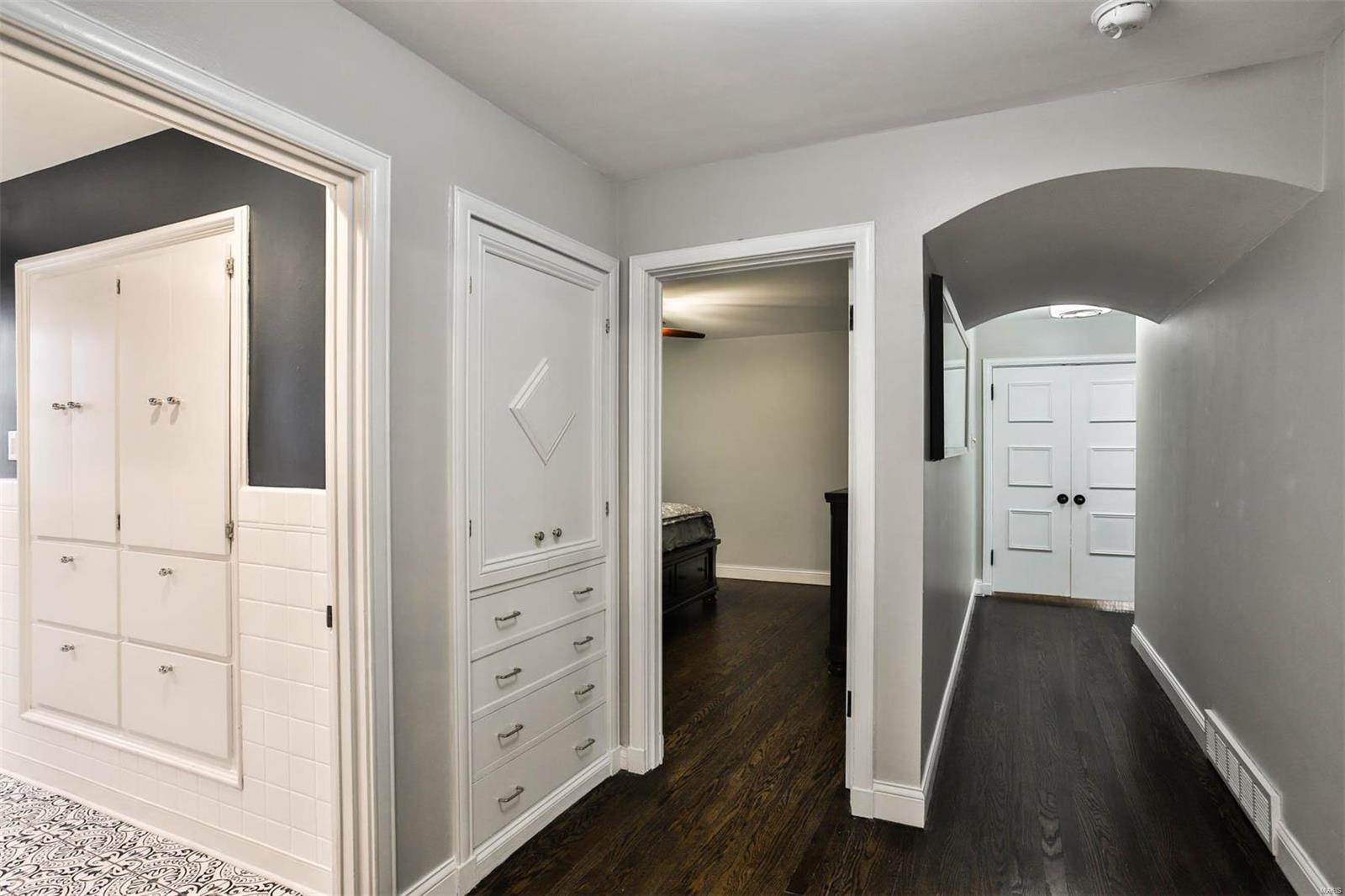 Country Aire - Residential