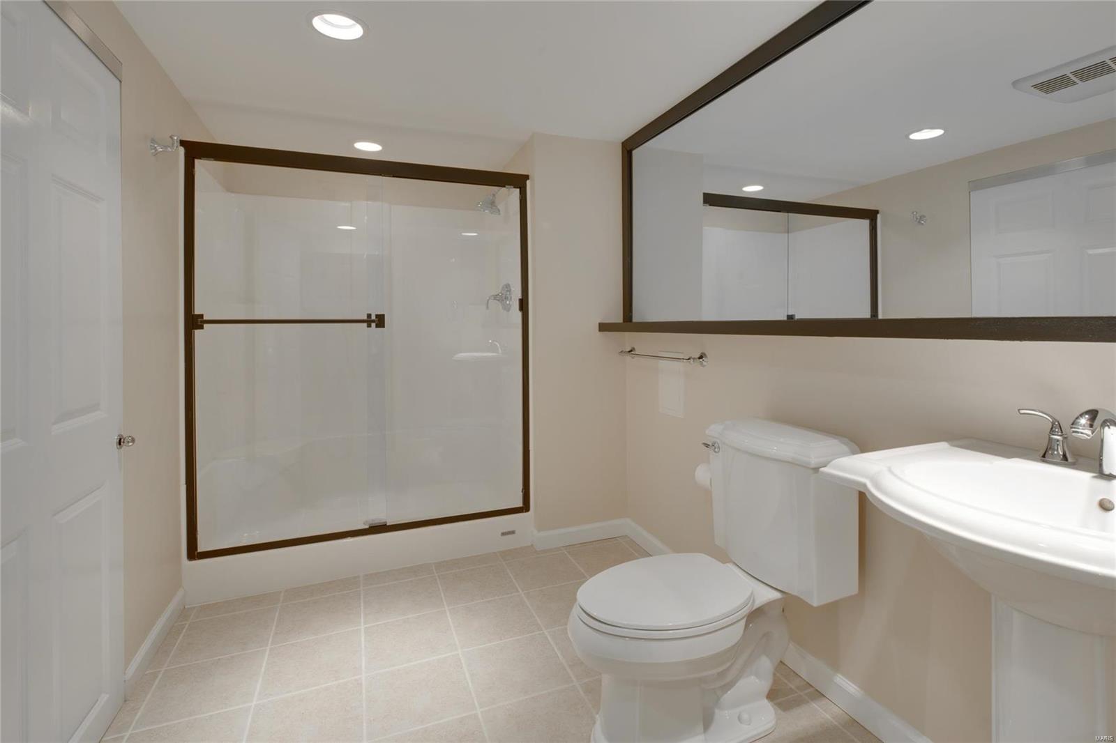 St Louis Hills - Residential