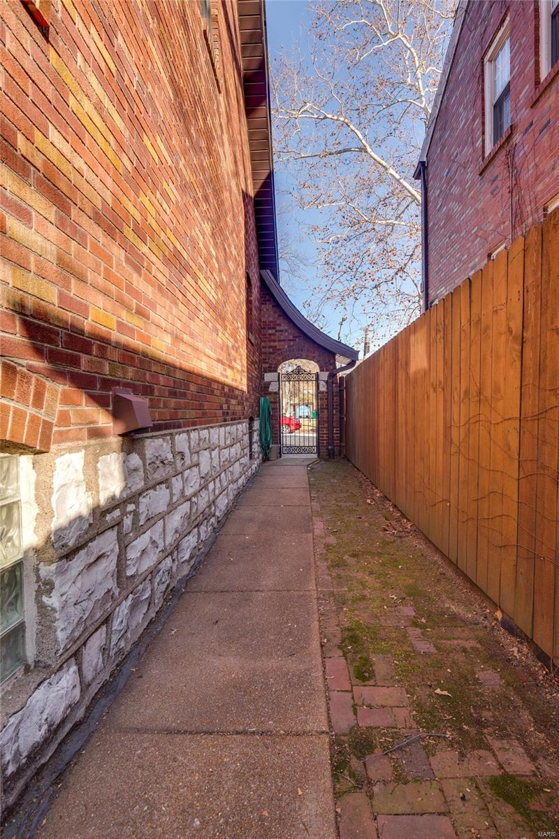 St Louis Hills - Residential