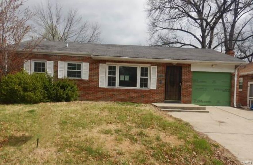 Brick ranch with addition off rear.  It's going to take some vision and some muscle but what a find...larger than most on one level, garage, 2nd bath in basement.  This home is waiting for someone to rediscover the opportunity that awaits.  The location is perfect for easy access to the interstate, minutes from downtown, minutes from the airport, minutes from Express Scripts, minutes from university.  You can't go wrong either way you go. SpecialListingConditions: Foreclosure