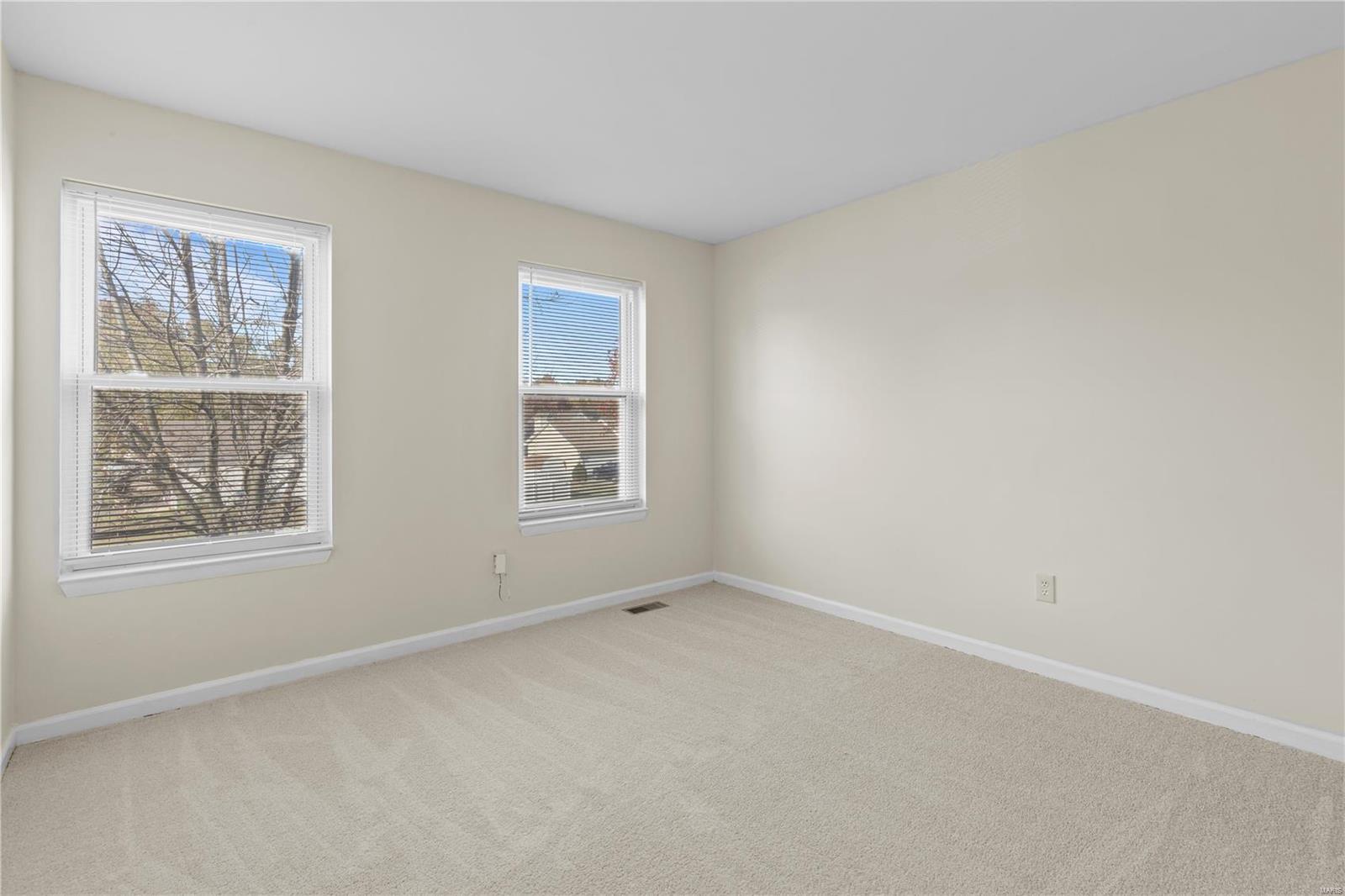 St Peters, Missouri 63376, United States, 4 Bedrooms Bedrooms, ,3 BathroomsBathrooms,Residential,Pending,36203