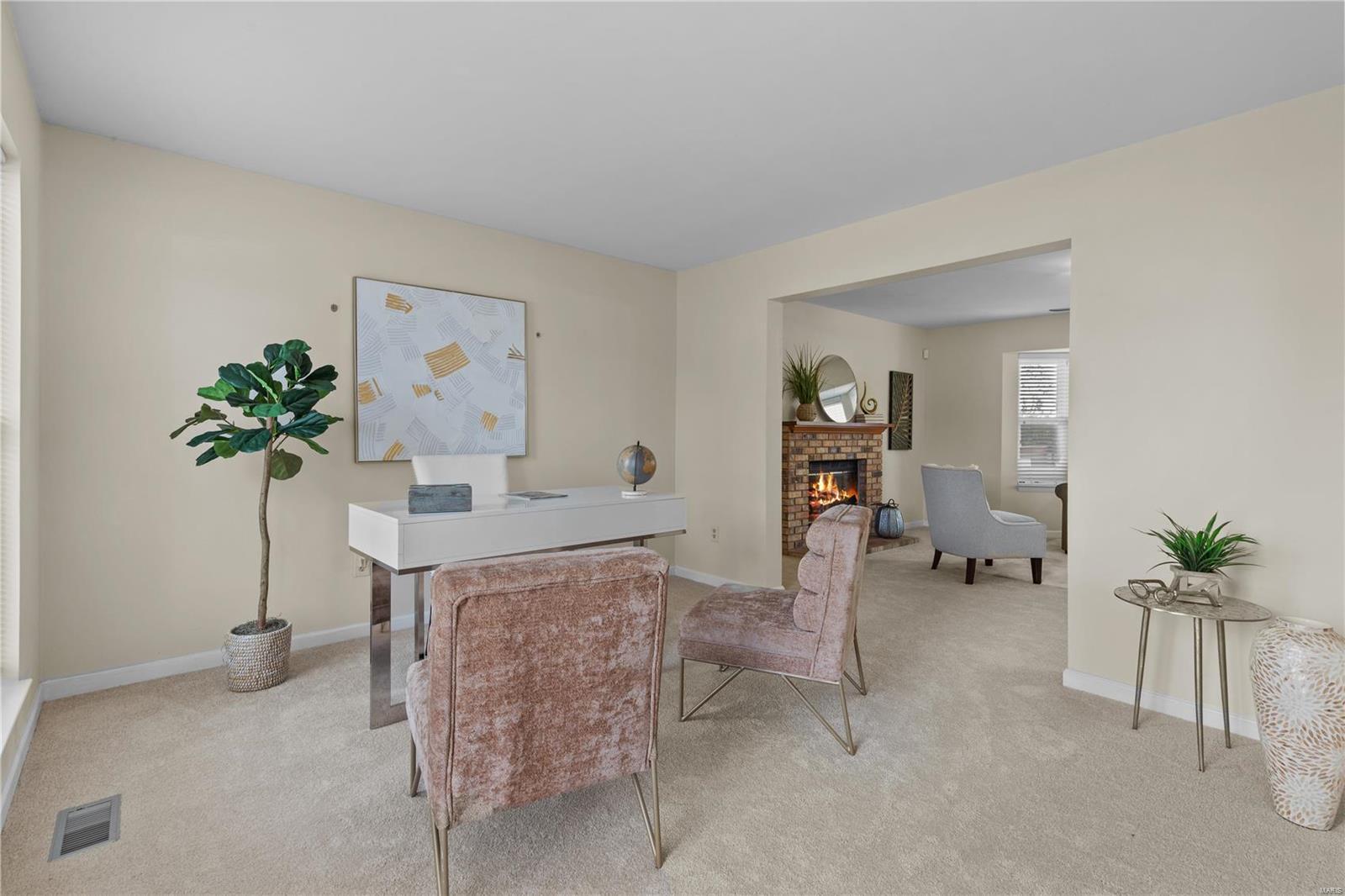 St Peters, Missouri 63376, United States, 4 Bedrooms Bedrooms, ,3 BathroomsBathrooms,Residential,Pending,36203