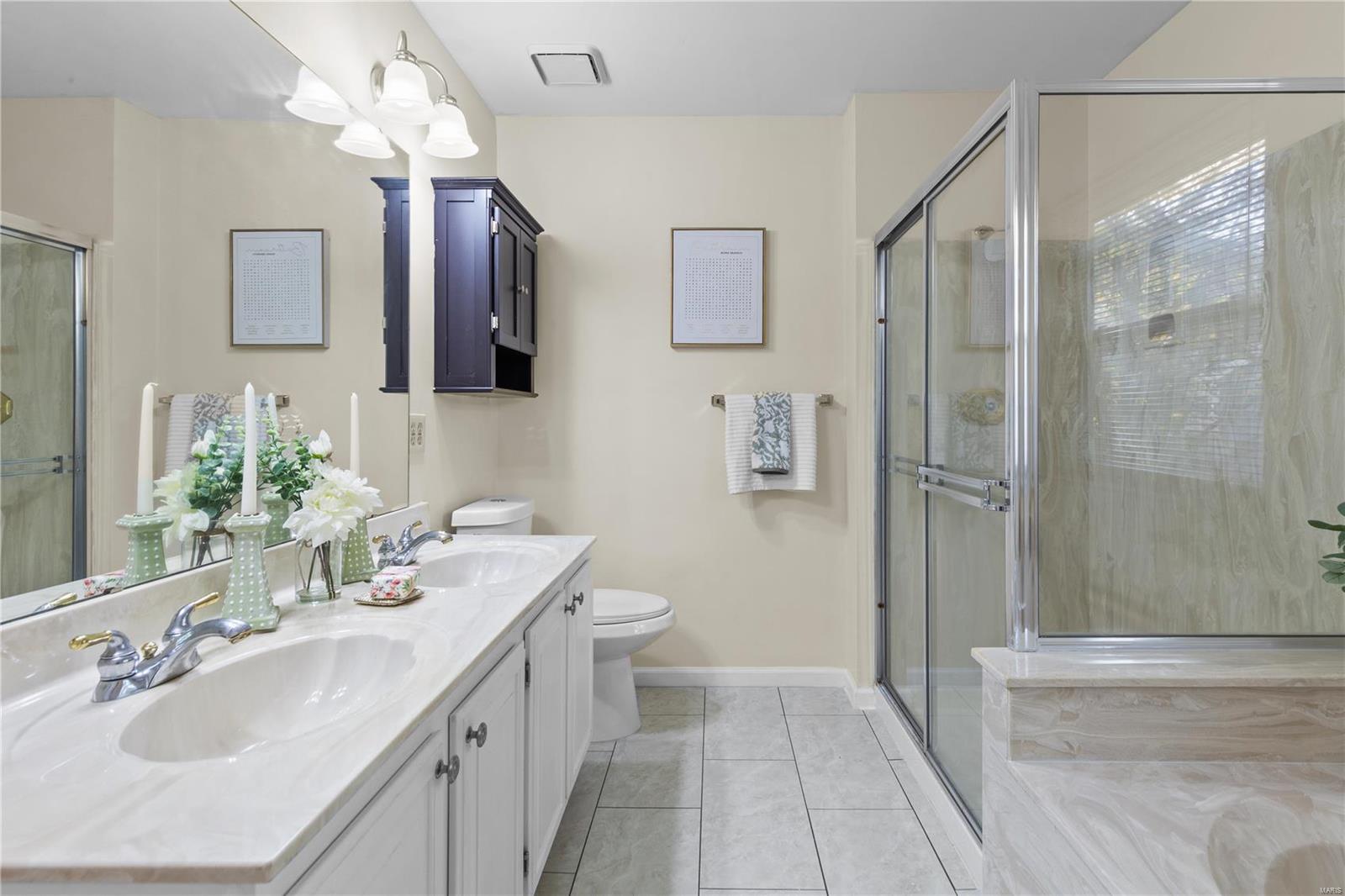 St Peters, Missouri 63376, United States, 4 Bedrooms Bedrooms, ,3 BathroomsBathrooms,Residential,Pending,36203