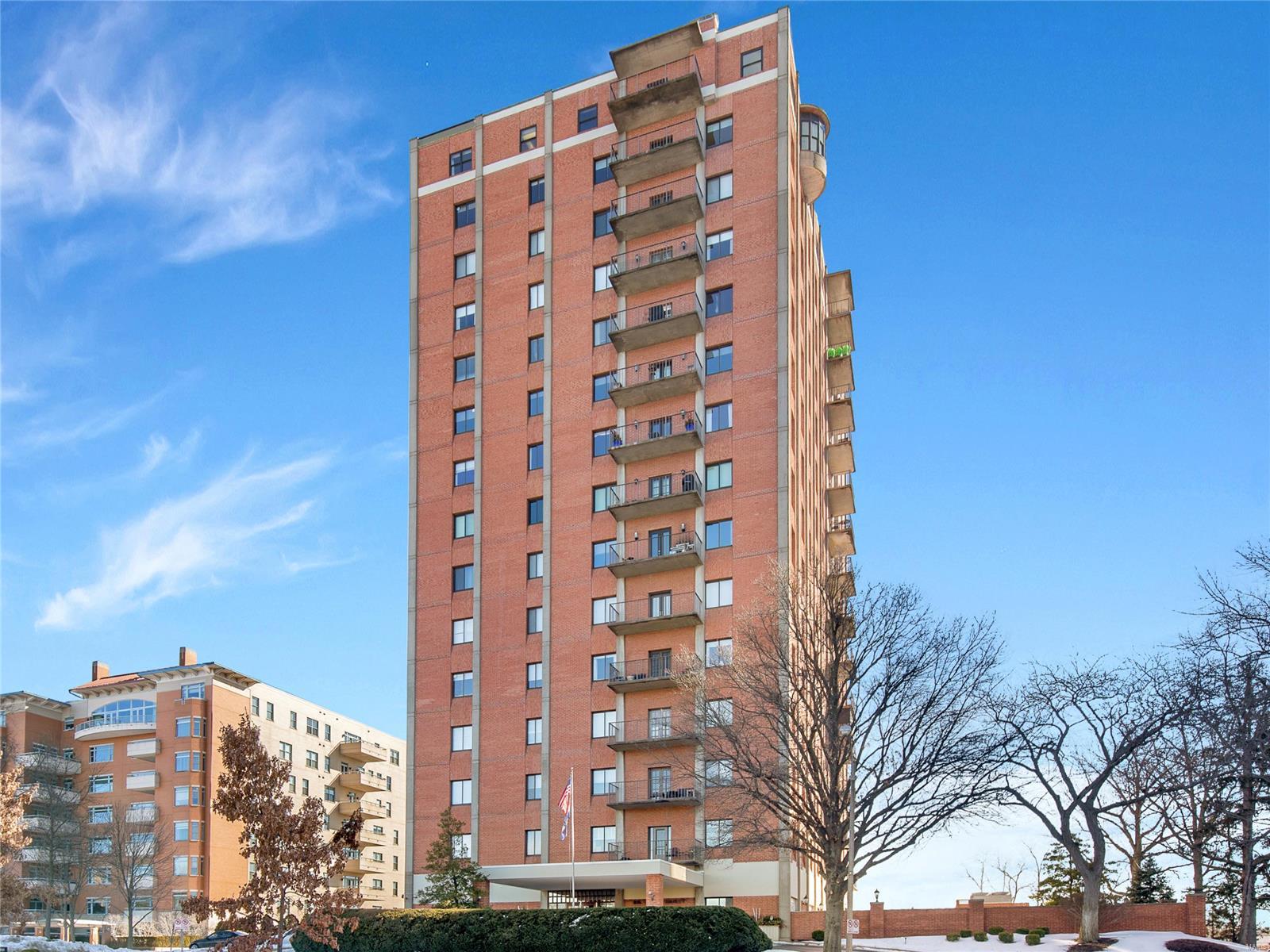 Eight-One-Six South Hanley Condo - Residential