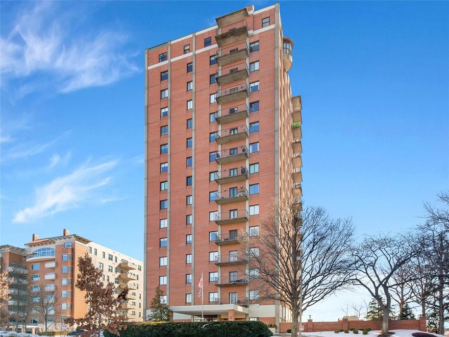 COMP PURPOSES ONLY Location: Upper Level