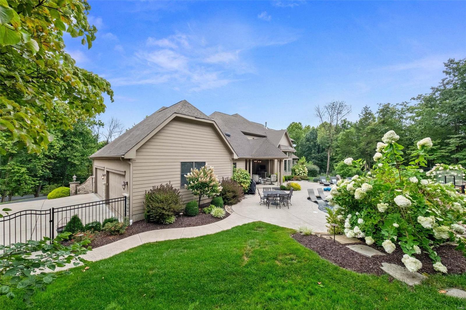 Madisons Place Two - Residential