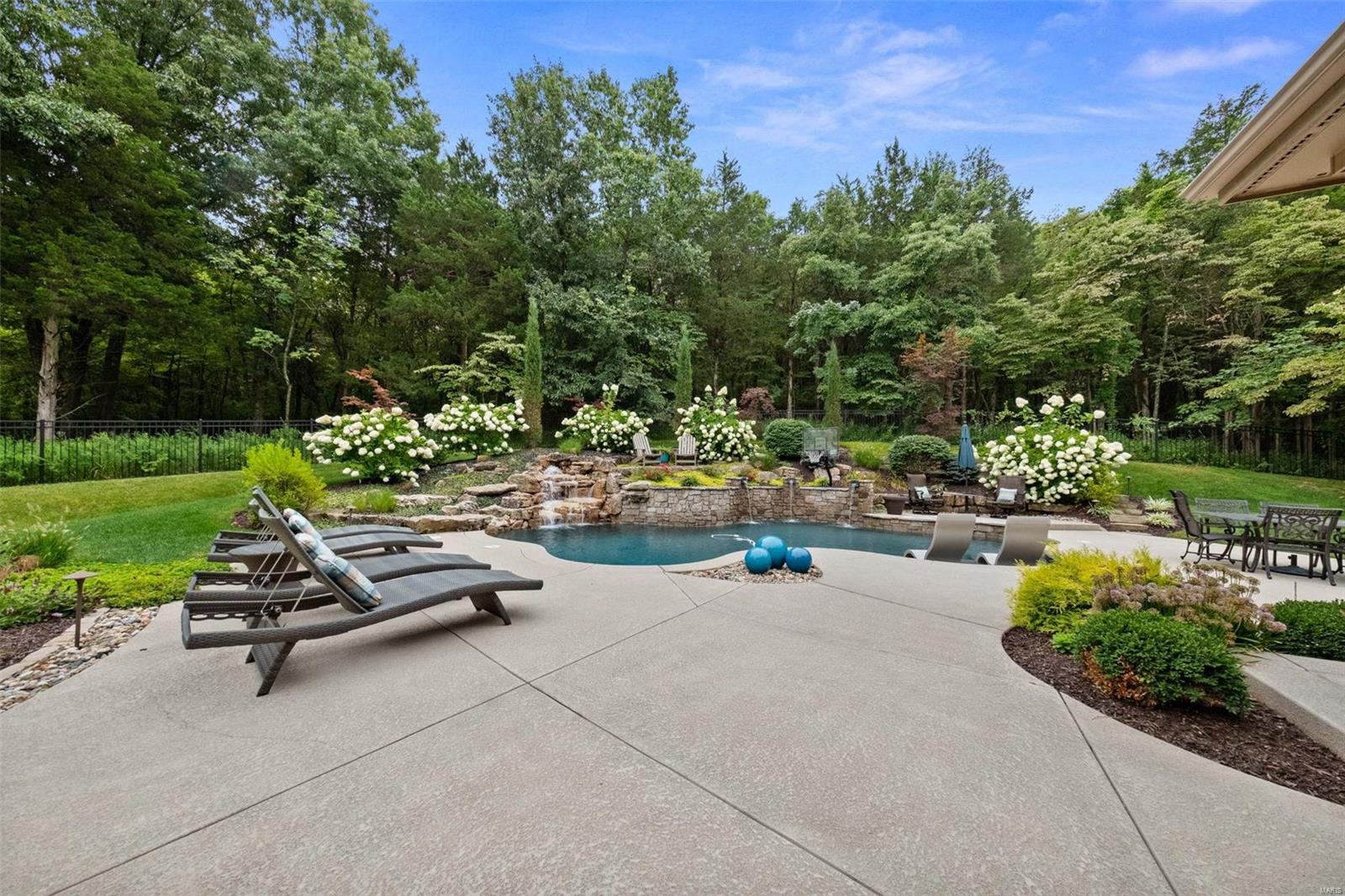 Madisons Place Two - Residential