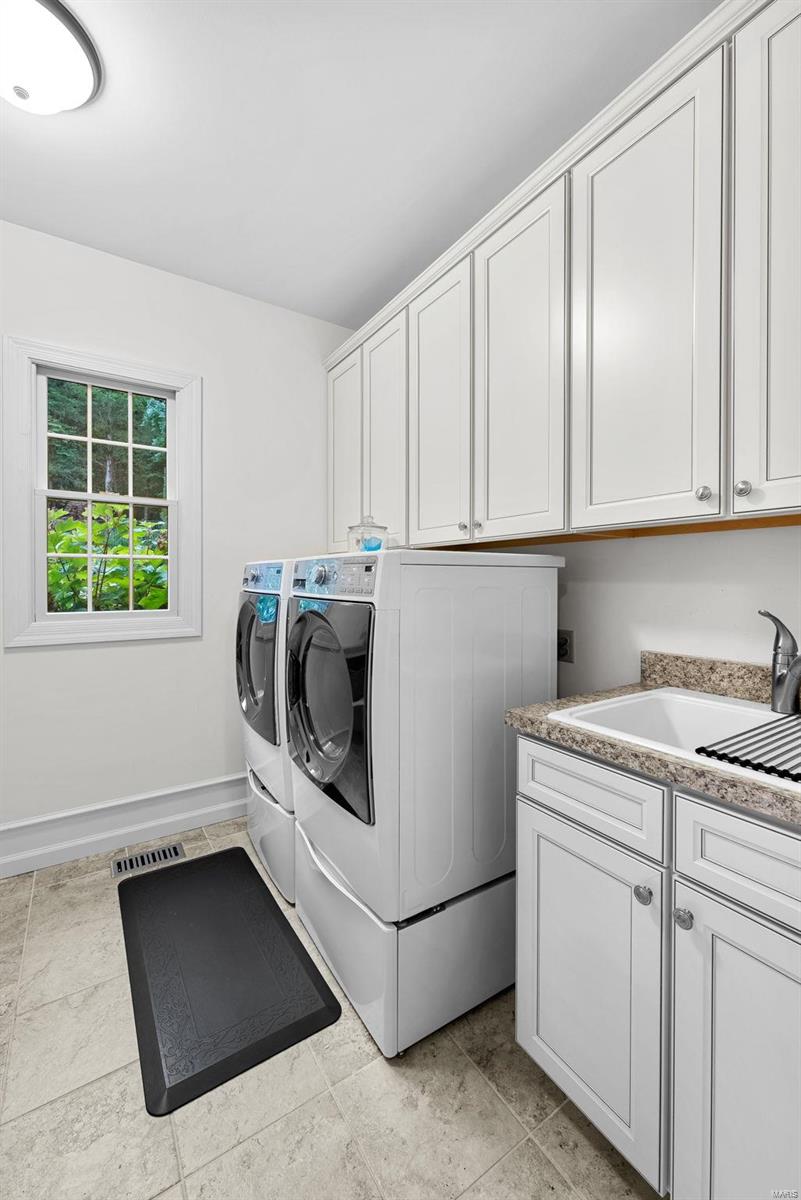 Madisons Place Two - Residential