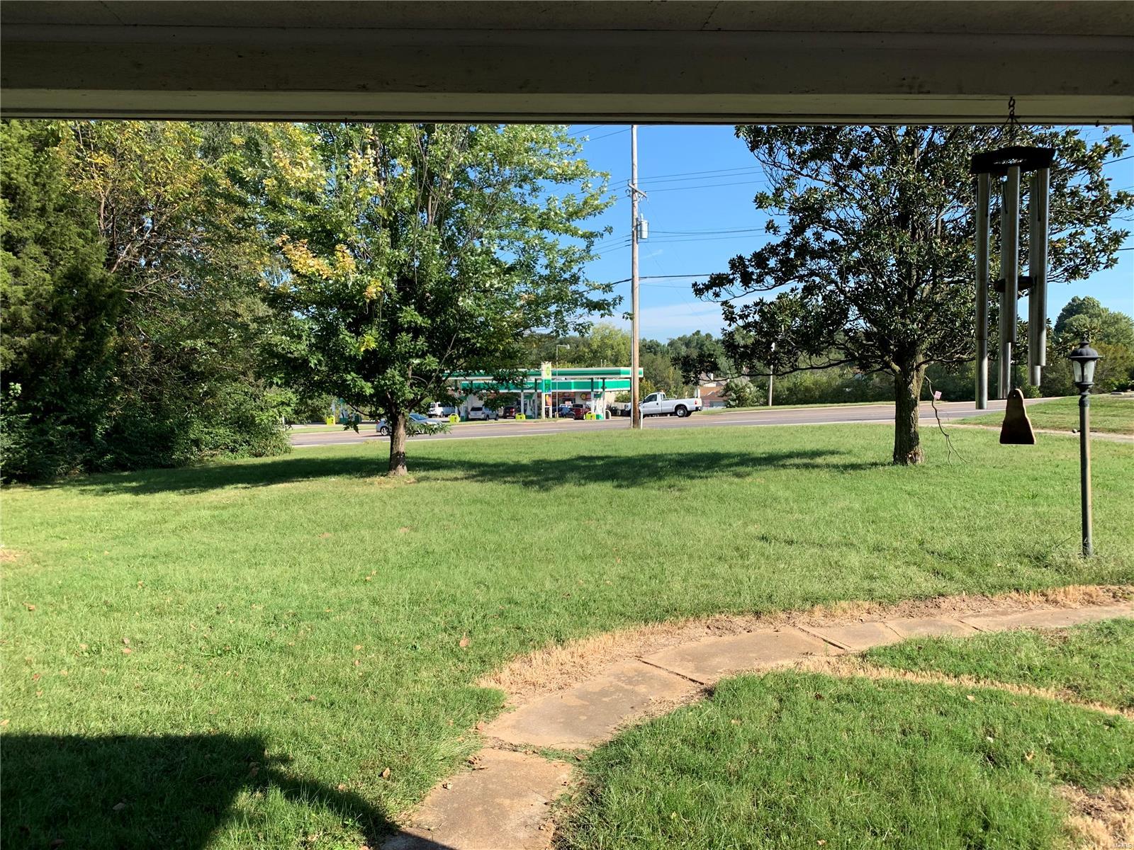 Lackland - Commercial Sale
