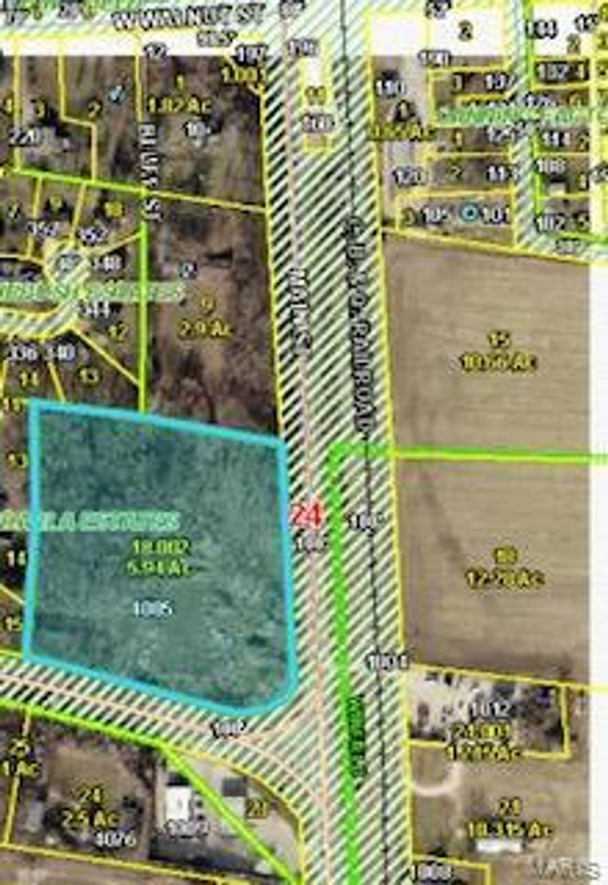Selling or leasing the south 2 acres of this parcel. Property has not been surveyed or split yet. No utilities connected to property but very close. This 2 acre parcel would be perfect for a fast food restaurant or store. The land has about 1,000 square feet of HWY frontage road. Option for sale or lease. Location: High Traffic, Hwy/Interstate Frntg, Other
