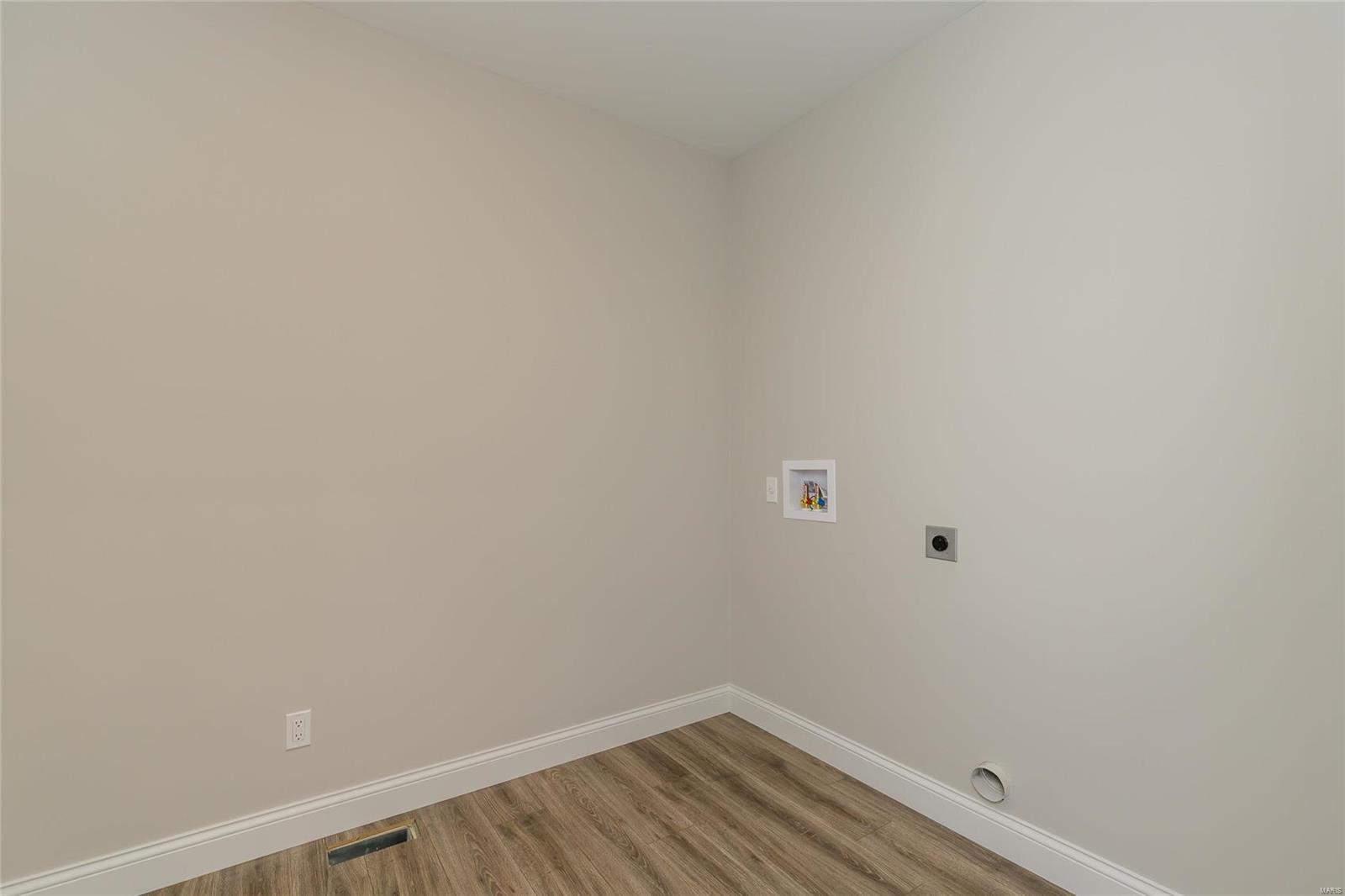 Henley Woods - Residential