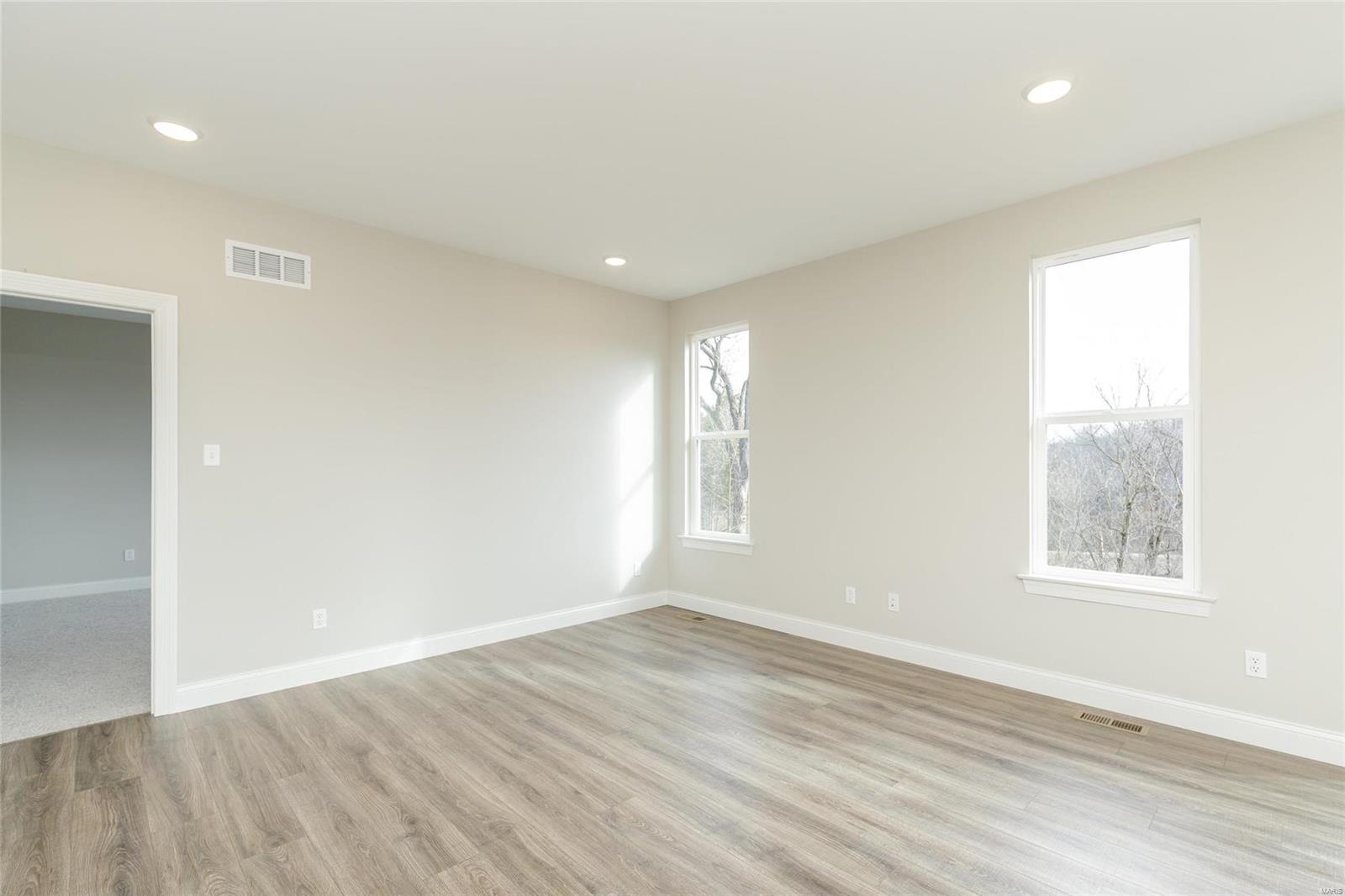 Henley Woods - Residential