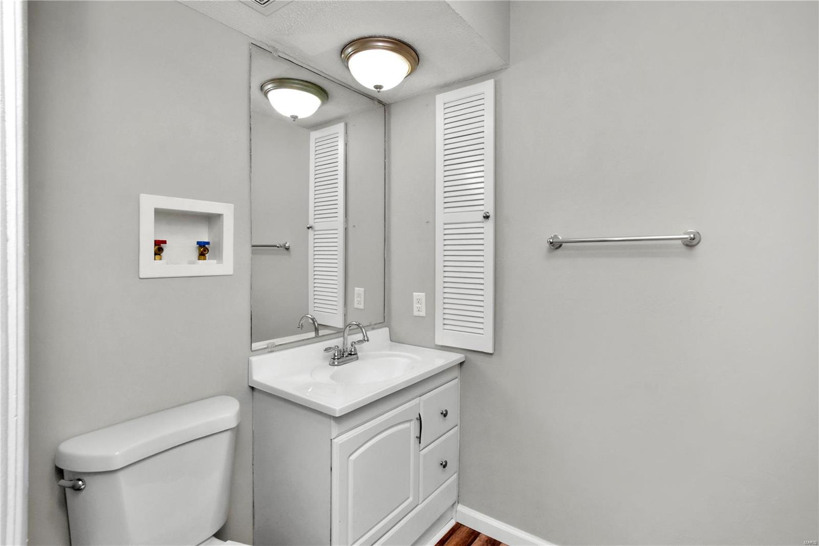 Burtonwood Manor Condo 1 - Residential