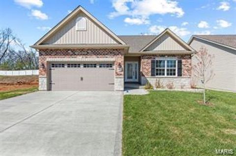 109 Salfen Farm Court Dardenne Prairie MO 63368