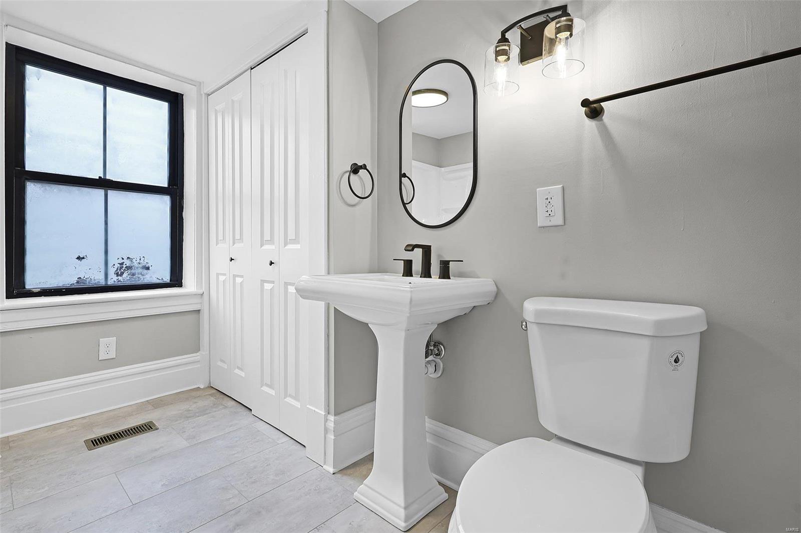 Eloise P Kayers Sub - Residential