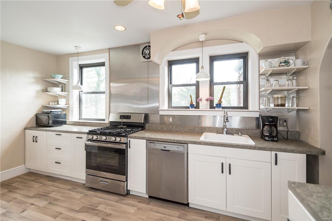 Balsons Sub Of Shaftesbury Heights - Residential