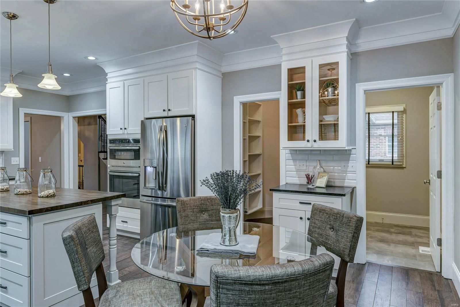 Townes/Thousand Oaks - Residential